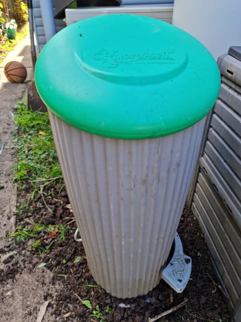 Pet Poo worm farm composter